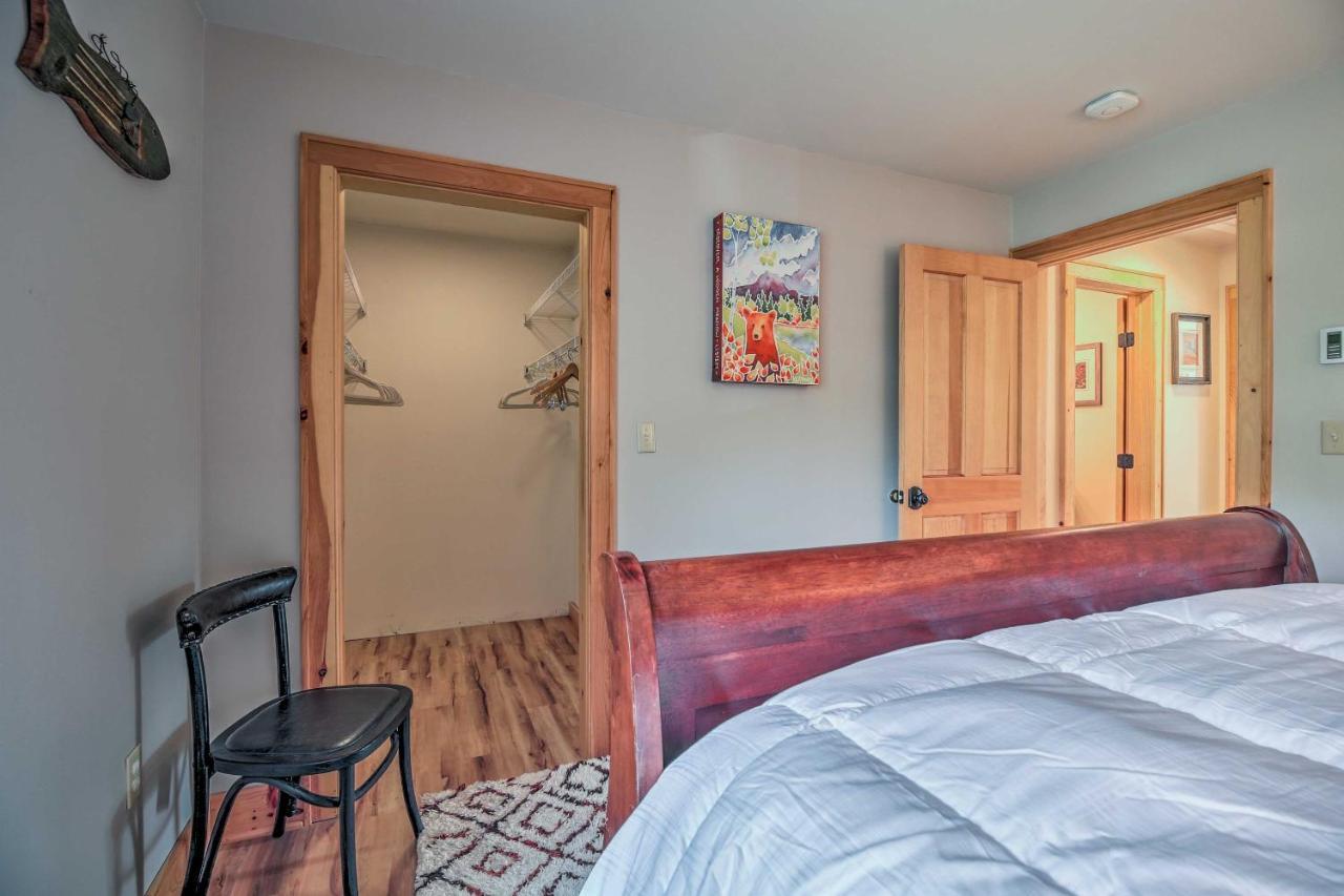 Lake Placid Gem With Patio And Views Less Than 1 Mi To Beach! ภายนอก รูปภาพ