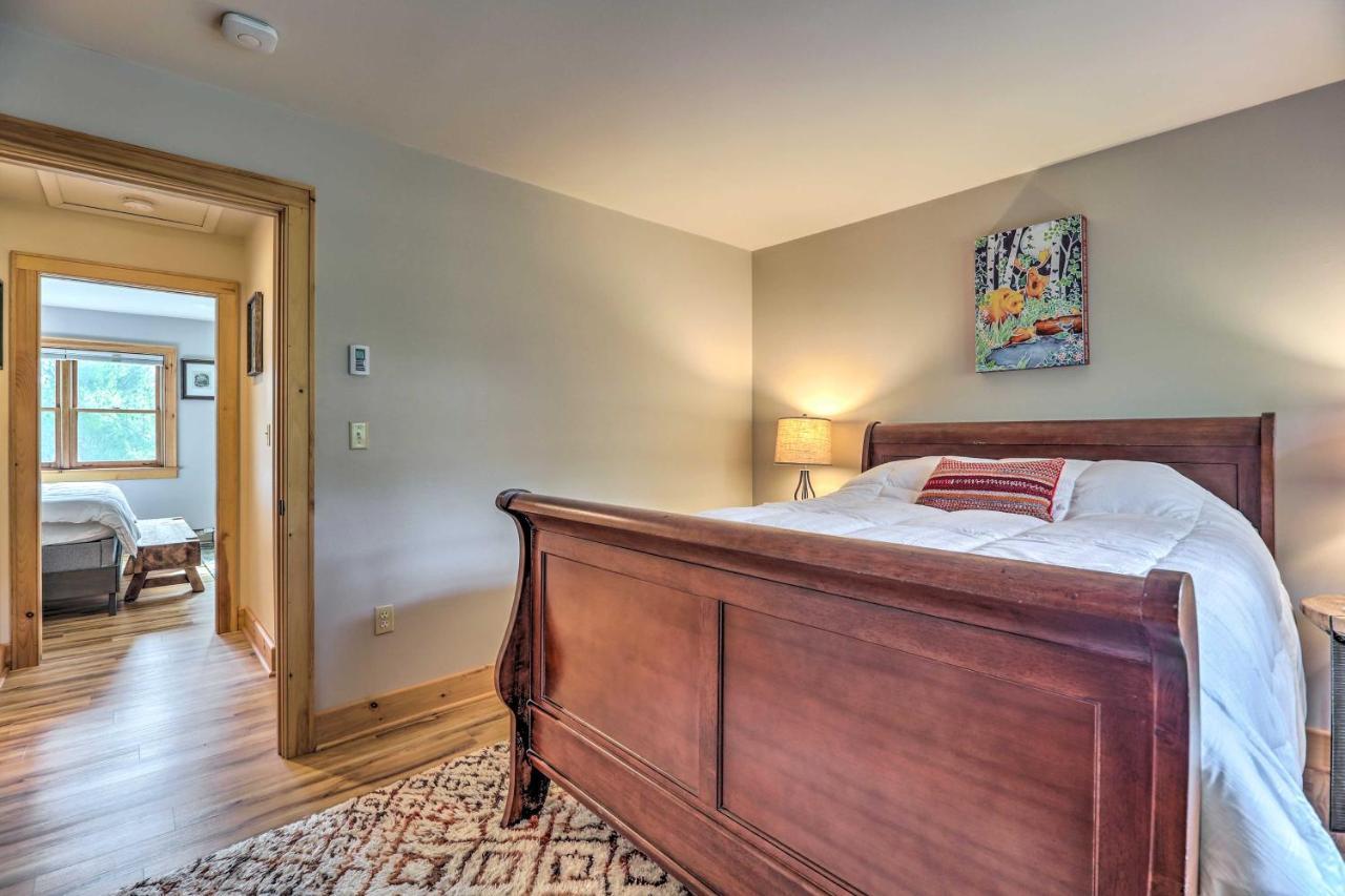 Lake Placid Gem With Patio And Views Less Than 1 Mi To Beach! ภายนอก รูปภาพ